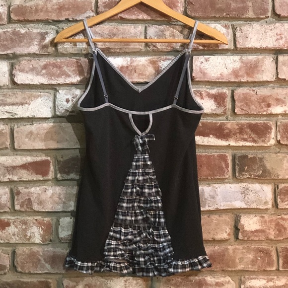 Pre❤️’d-Victoria Secret Cami Ruffled Back - Picture 2 of 8